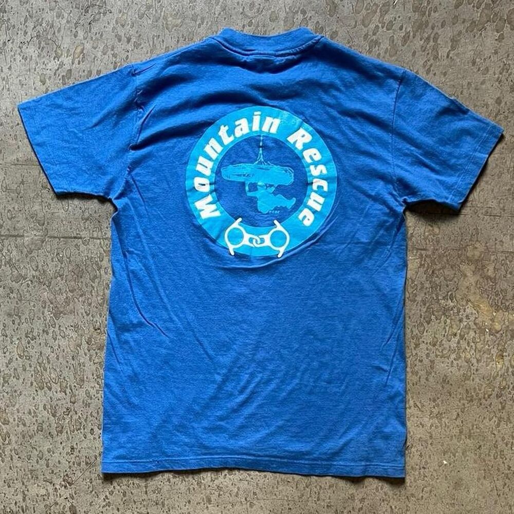 Vintage single stitch blue mountain rescue t shirt